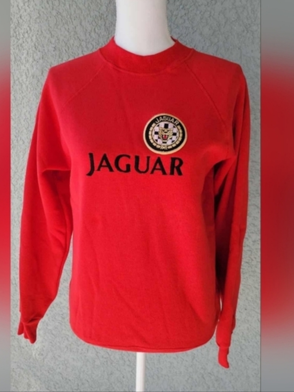 Vintage Jaguar Logo Sweatshirt Red Hanes Made in USA 90s Graphic Crewneck Unisex - Picture 9 of 9